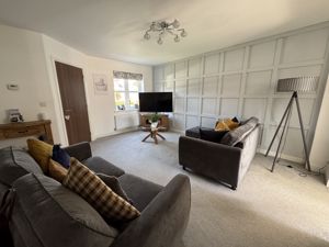 Lounge- click for photo gallery